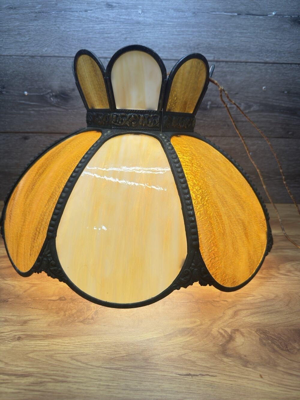 Vintage Sarama Industries Slag Glass Hanging Lamp Shade Tulip Lotus 18x12”